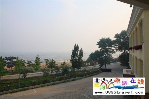 北戴河濱海假日酒店(原鐵建度假村)