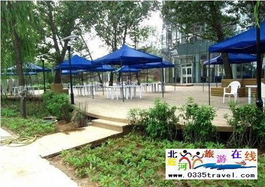 南戴河森林木屋別墅度假村