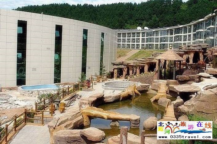 隆化楓水灣森林溫泉城酒店