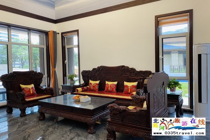 東戴河近海別墅(輕奢泳池小院)咨詢與i的那個(gè)電話18633570222 15703350808