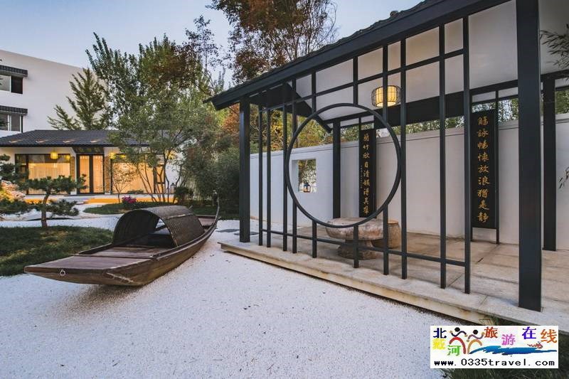 秦皇島燕山大學(xué)閑庭四藝酒店電話18633570222