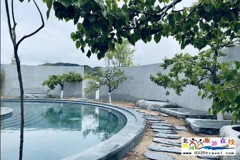 秦皇島山海間溫泉藝術(shù)中心酒電話15703350808