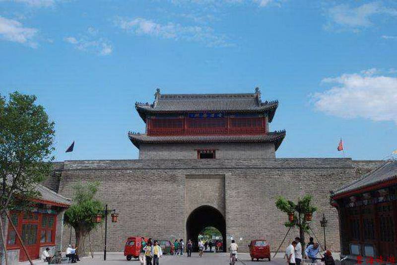 超值“山海關(guān)十年暢游卡”（包含天下第一關(guān)、老龍頭、角山、長壽山、孟姜女廟等九大景區(qū)）