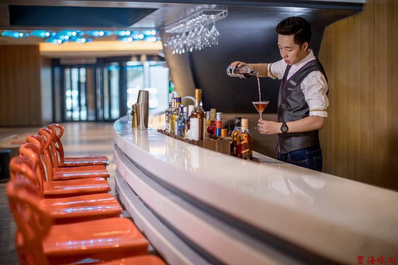 承德金山嶺長(zhǎng)城大酒店咨詢預(yù)定電話18633570222 15703350808