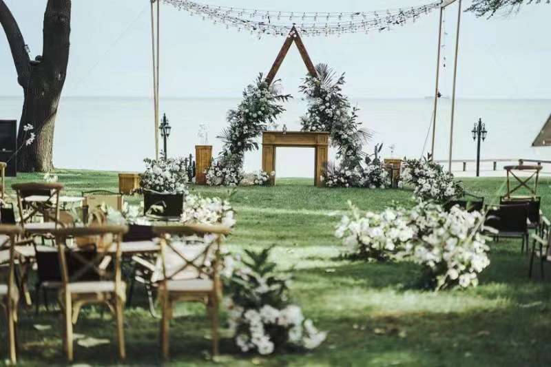 秦皇島北戴河草坪教堂高端婚禮現(xiàn)場(chǎng)推薦：秦皇島西港花園——海誓花園18633570222