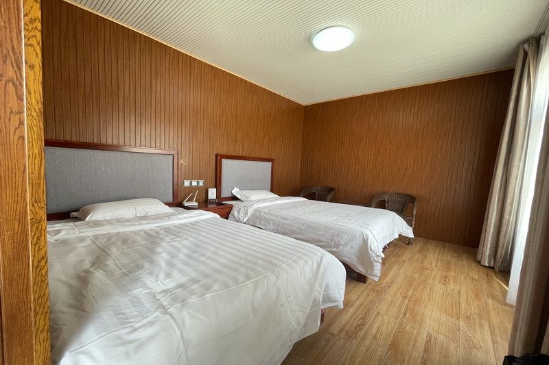 東戴河帝景海親海集裝箱酒店